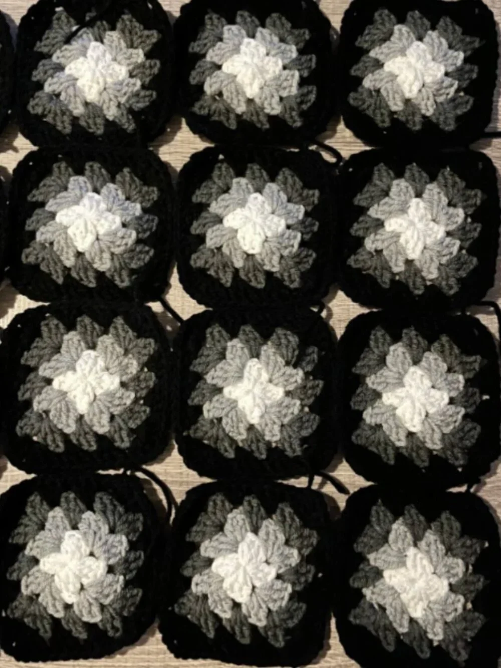 Lot of 20 4.5” Gray Scale Crochet TRADITIONAL GRANNY SQUARES Afghan Blanket